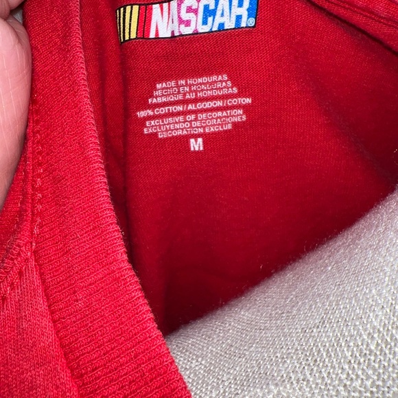 Tony Stewart NASCAR #14 The Season Has Just Begun T Shirt Size M 2009 Tour - Picture 5 of 9